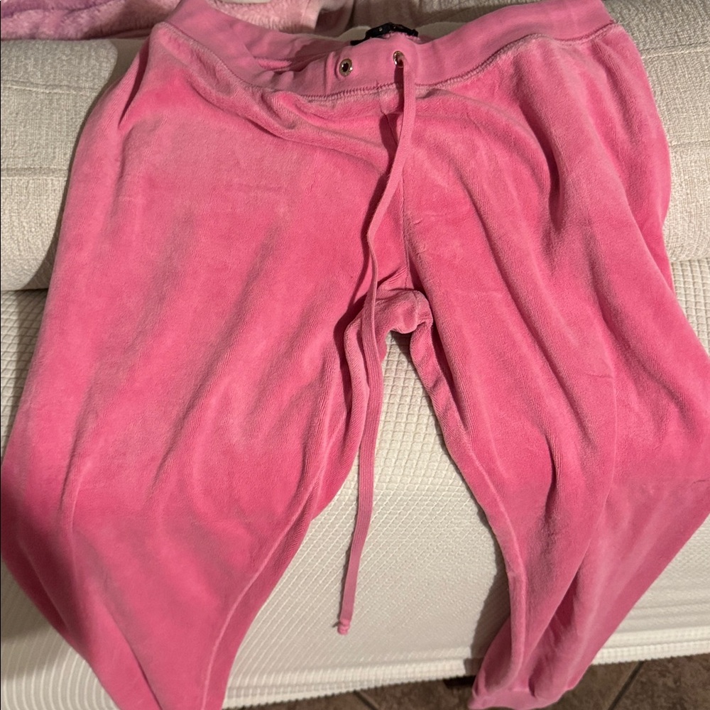 JUICY COUTURE pink Velour Joggers - Picture 3 of 6